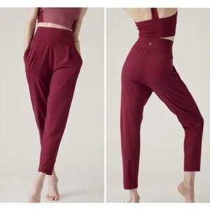 Athleta Elation Pants in Coffeeberry Red‎ Size Small